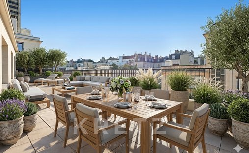 Apartment in Charles Laffitte, Neuilly-sur-Seine, France 1