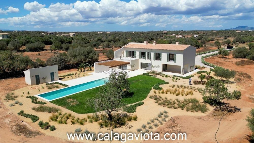 Villa in ses Salines, Balearic Islands, Spain 2 - 15099581