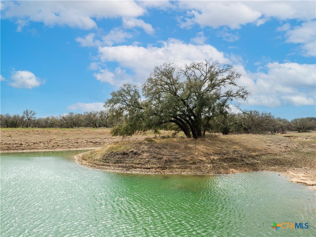 House in Mullin, Texas, United States 4 - 17391175