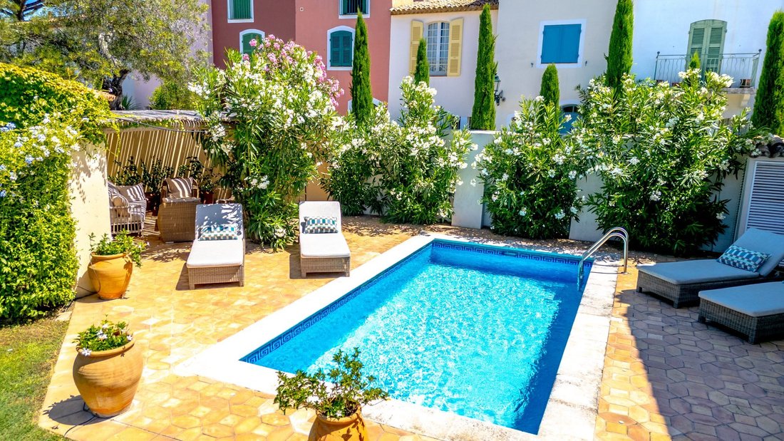 House in Grimaud, Provence-Alpes-Côte d'Azur, France 2 - 16274836