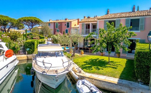 House in Grimaud, Provence-Alpes-Côte d'Azur, France 1