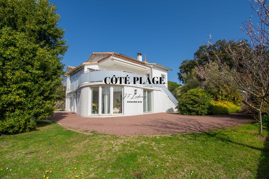 House in Vaux-sur-Mer, Nouvelle-Aquitaine, France 1 - 17391417