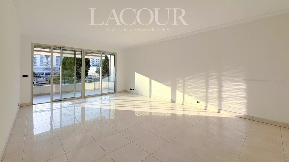Apartment in Cannes, Provence-Alpes-Côte d'Azur, France 2 - 17390263