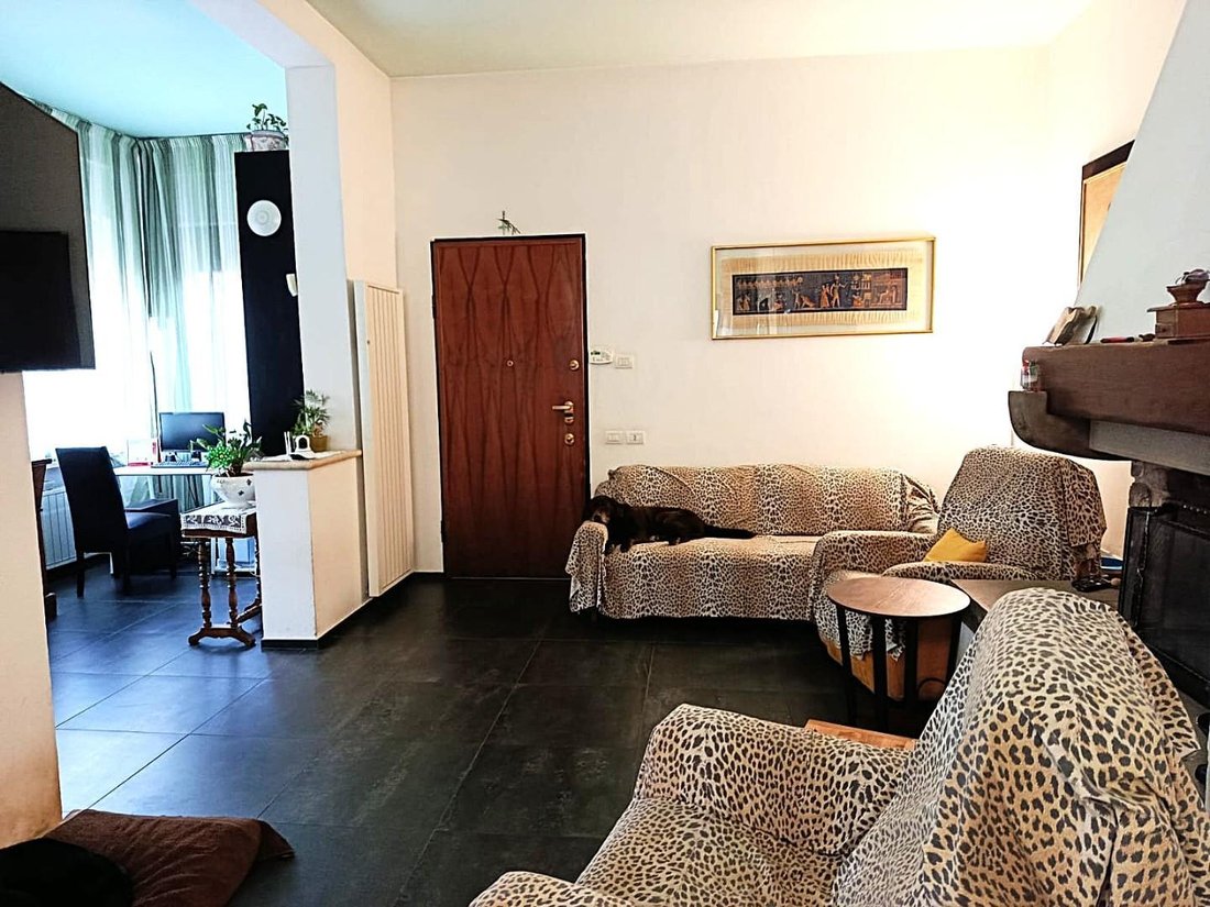 Villa in Historic Center, Empoli, Tuscany 3 - 17390342