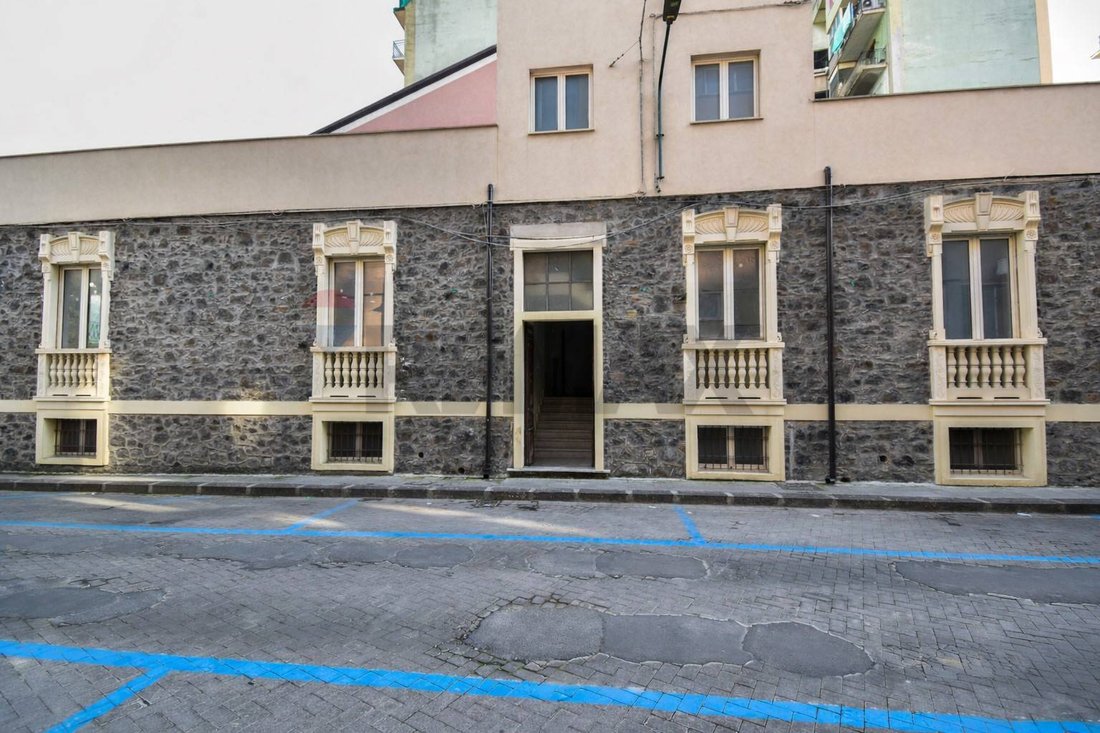 House in Adrano, Sicily, Italy 1 - 17392718
