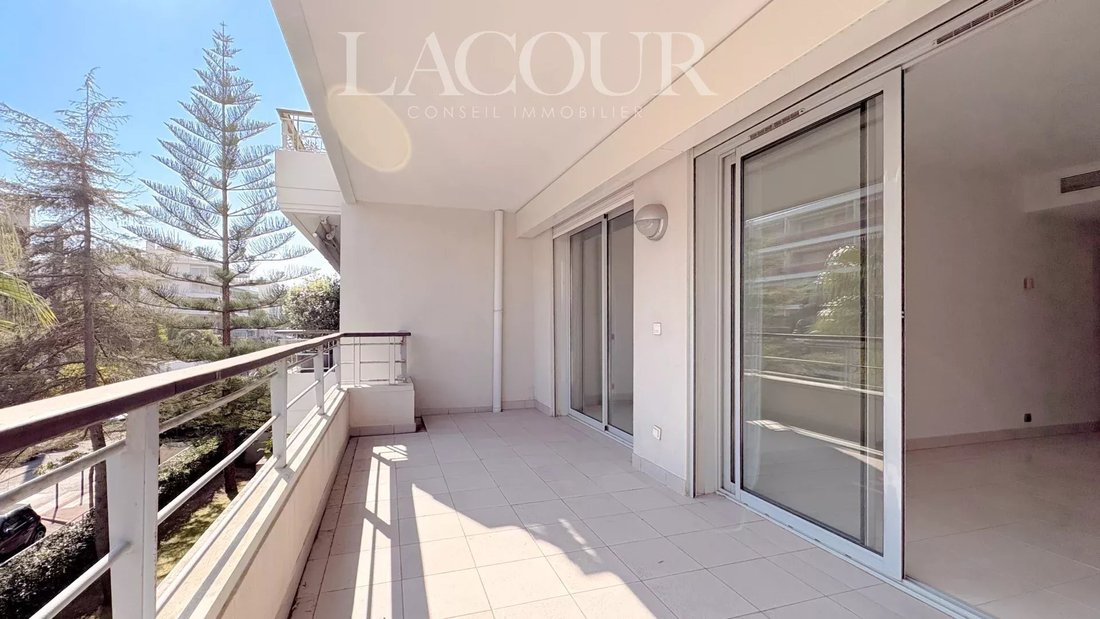 Apartment in Cannes, Provence-Alpes-Côte d'Azur, France 4 - 17390263
