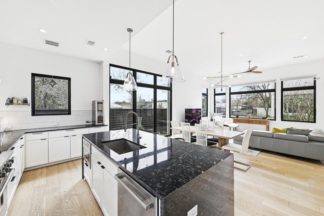 House in Austin, Texas, United States 3 - 17391948
