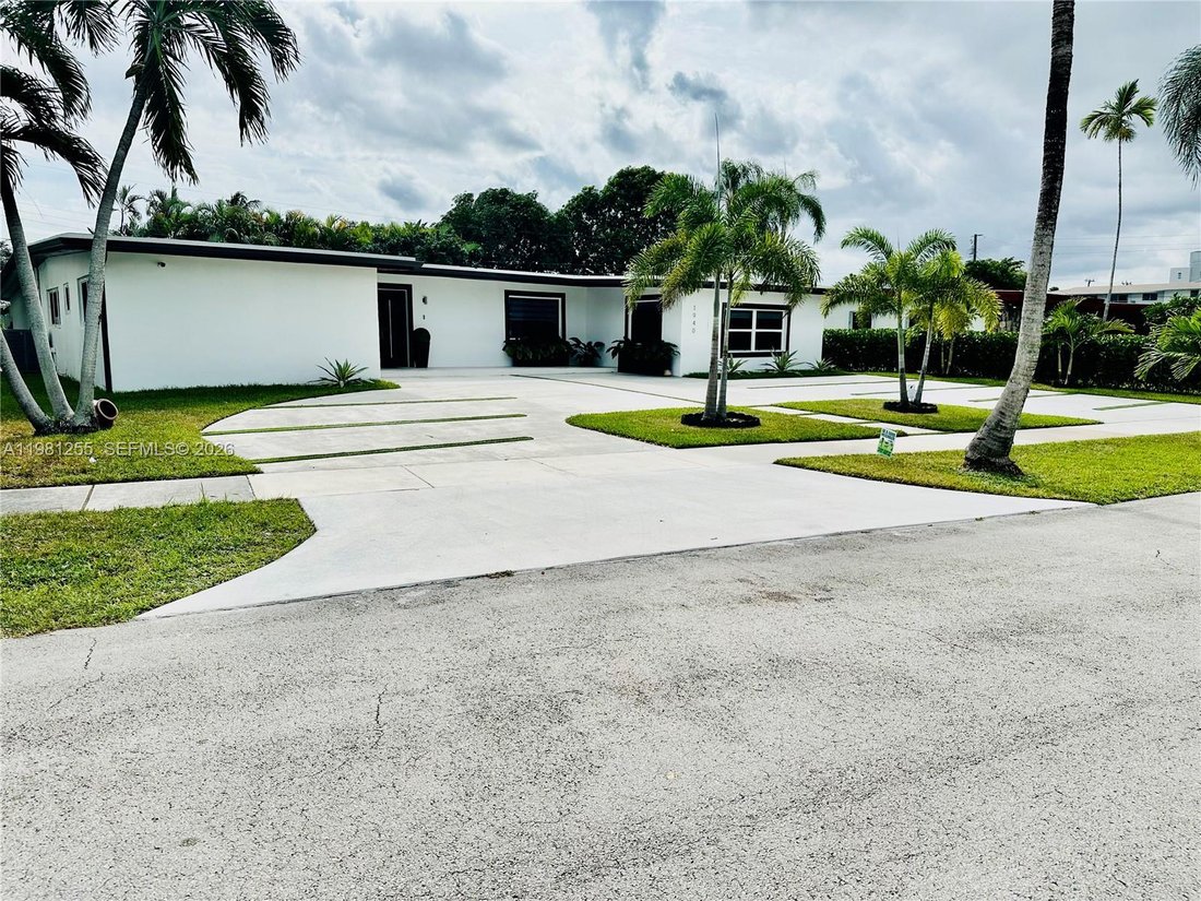 House in North Miami Beach, Florida, United States 1 - 17390322