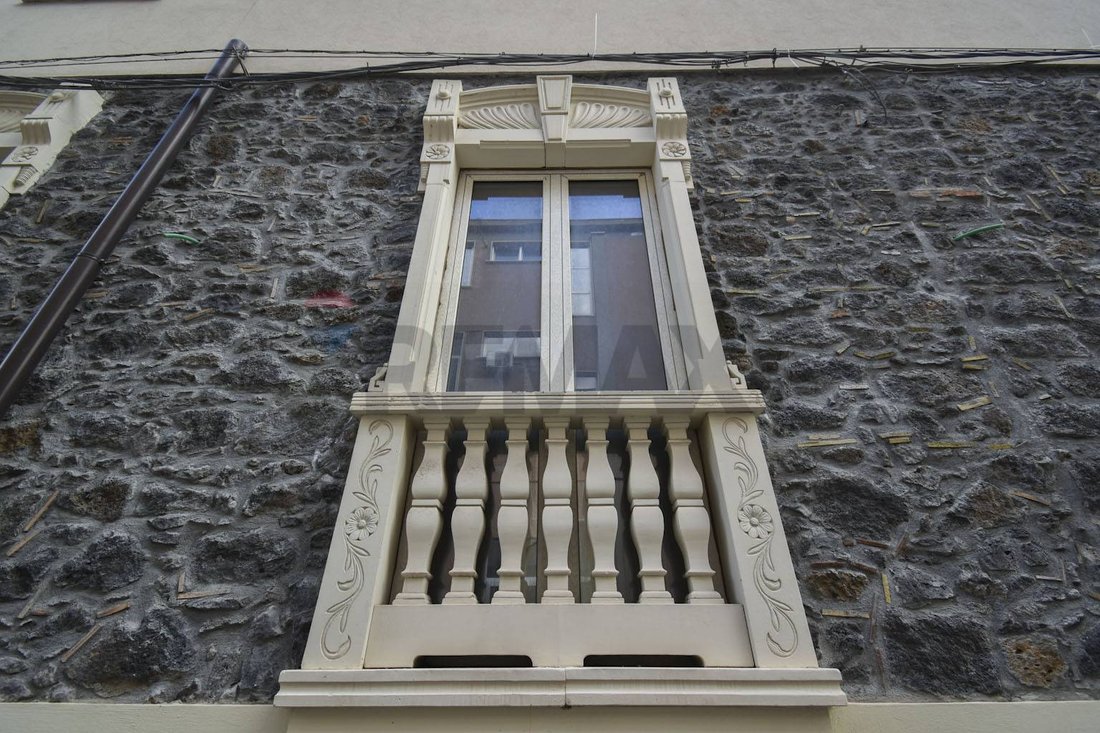 House in Adrano, Sicily, Italy 5 - 17392718