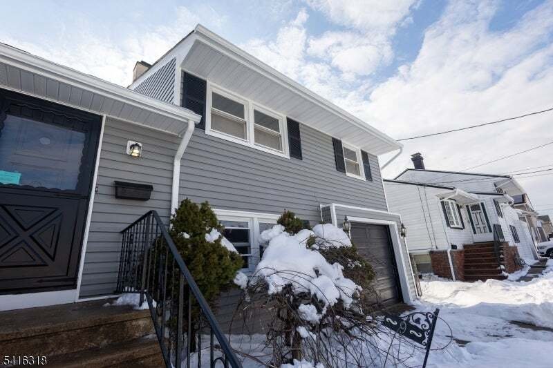 House in Carteret, New Jersey, United States 1 - 17392642