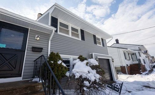House in Carteret, New Jersey, United States 1