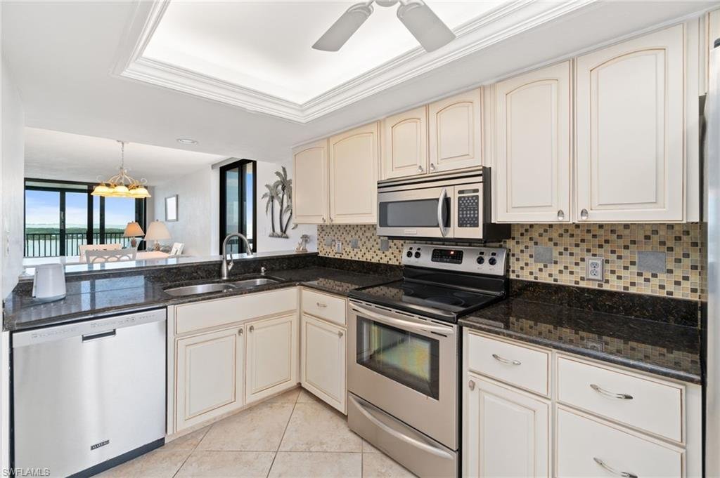 Condo in Fort Myers Beach, Florida, United States 4 - 17394846