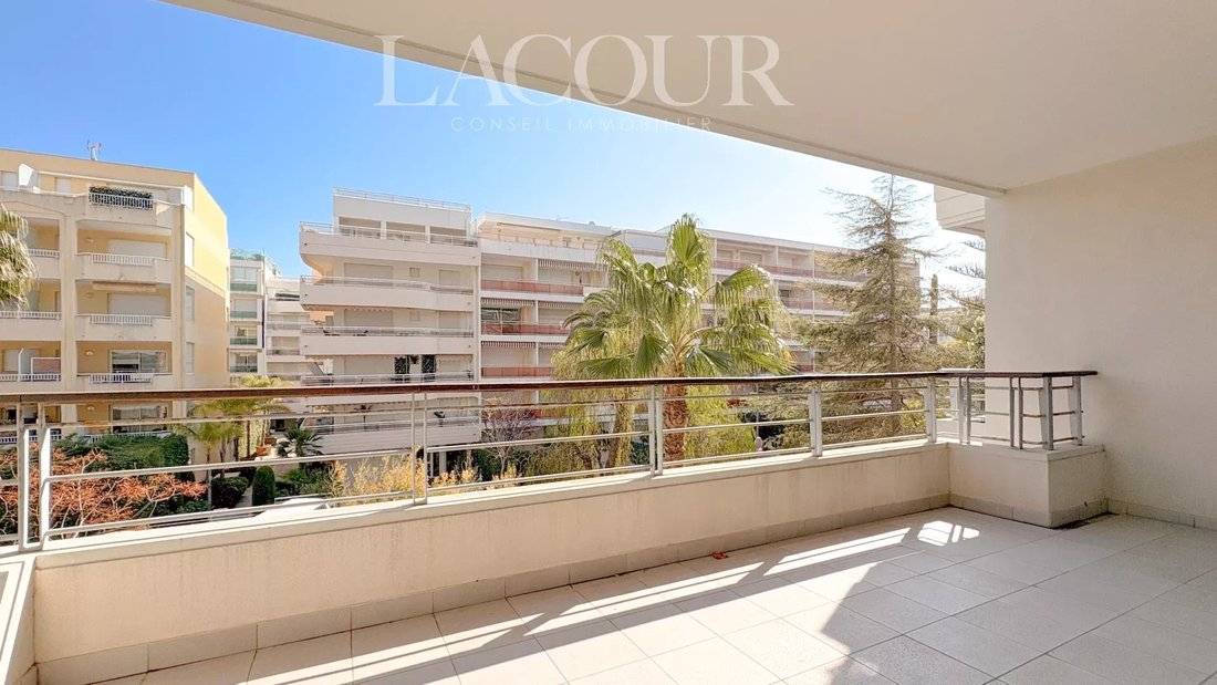 Apartment in Cannes, Provence-Alpes-Côte d'Azur, France 5 - 17390263