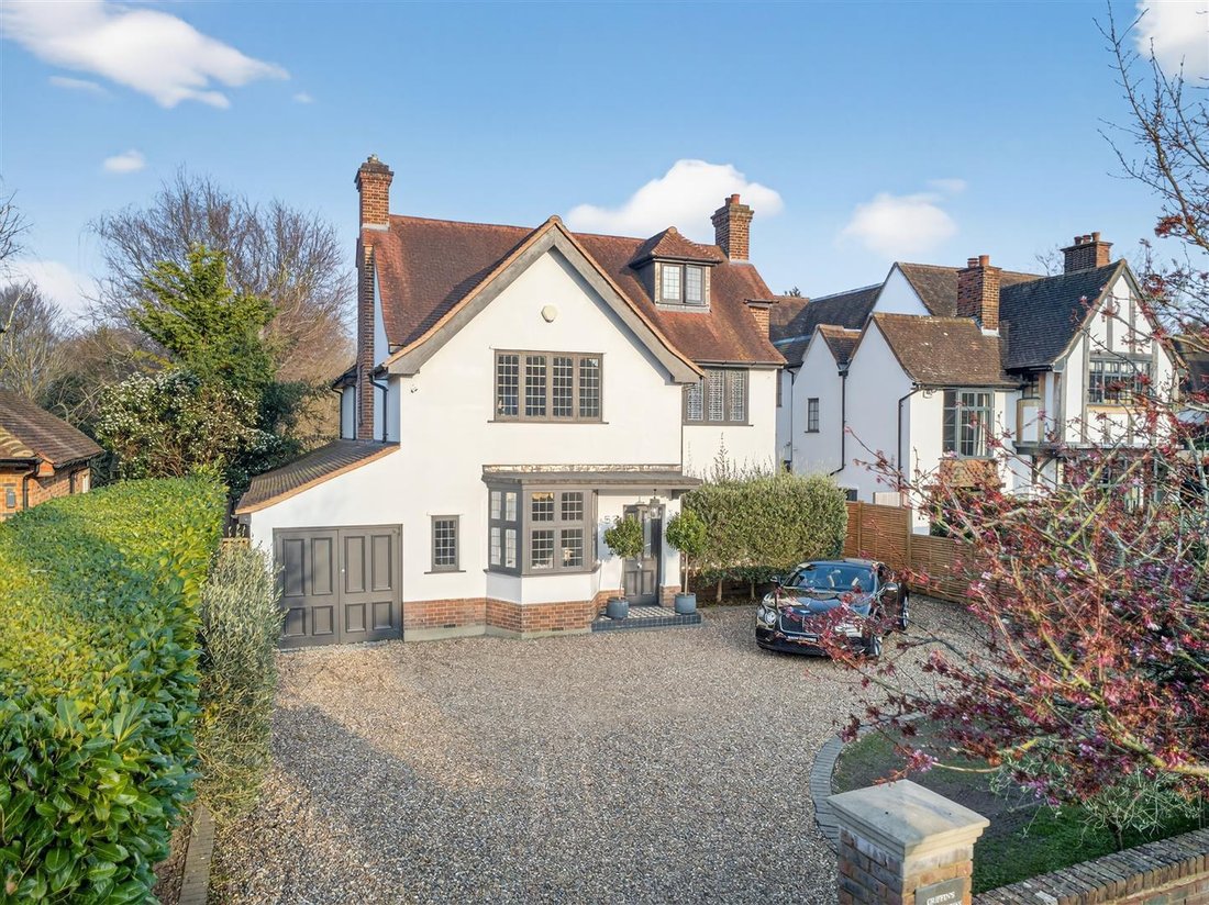 House in Eden Park, Bromley, England 1 - 17394351