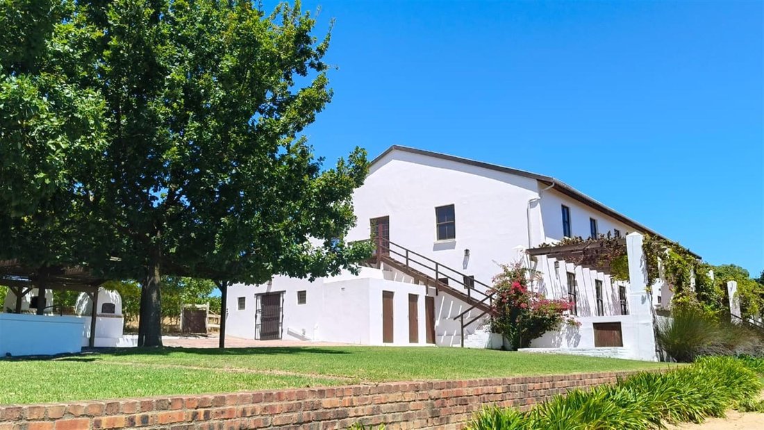 Farm Ranch in Brackenfell South, Cape Town, South Africa 4 - 17390079