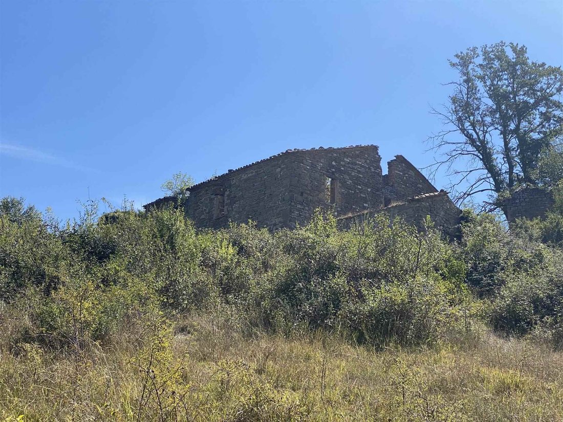 Farm Ranch in Gubbio, Umbria, Italy 2 - 17392085