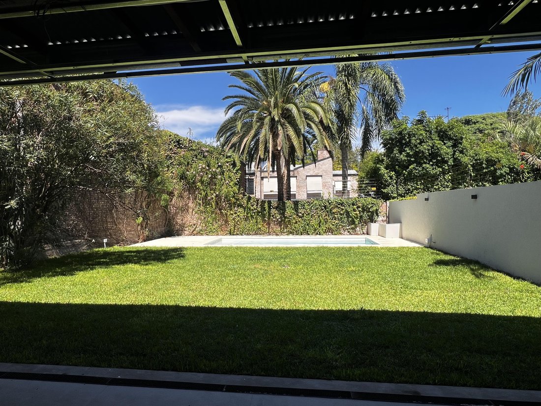 House in Martínez, Buenos Aires Province, Argentina 5 - 17391132