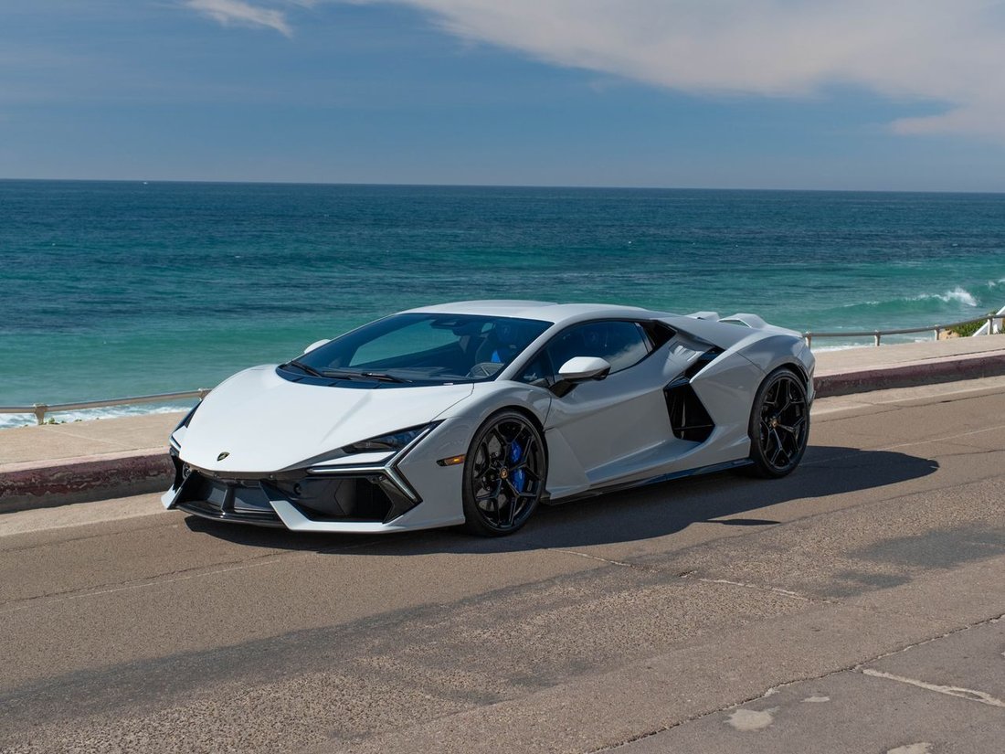 Coupe in La Jolla, CA, United States 1 - 17394493