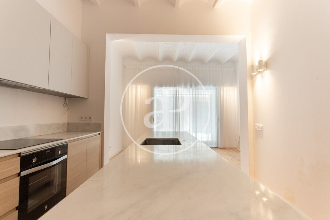Apartment in Sarrià-Sant Gervasi, Barcelona, Spain 2 - 17394448