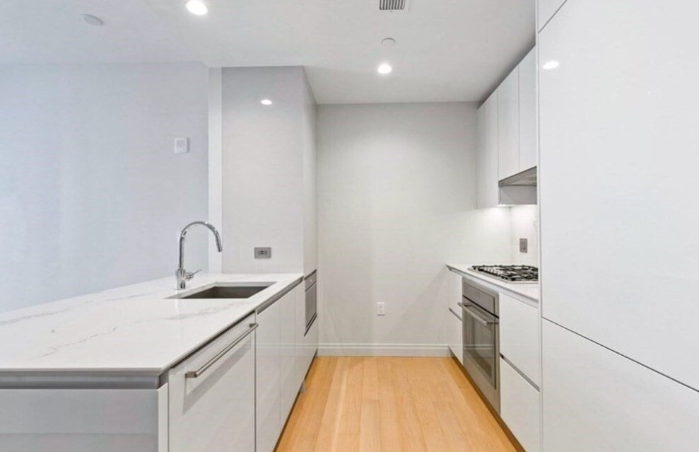 Condo in Boston, Massachusetts, United States 4 - 17391232