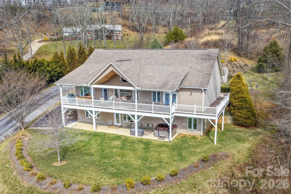 House in Waynesville, North Carolina, United States 2 - 16127292