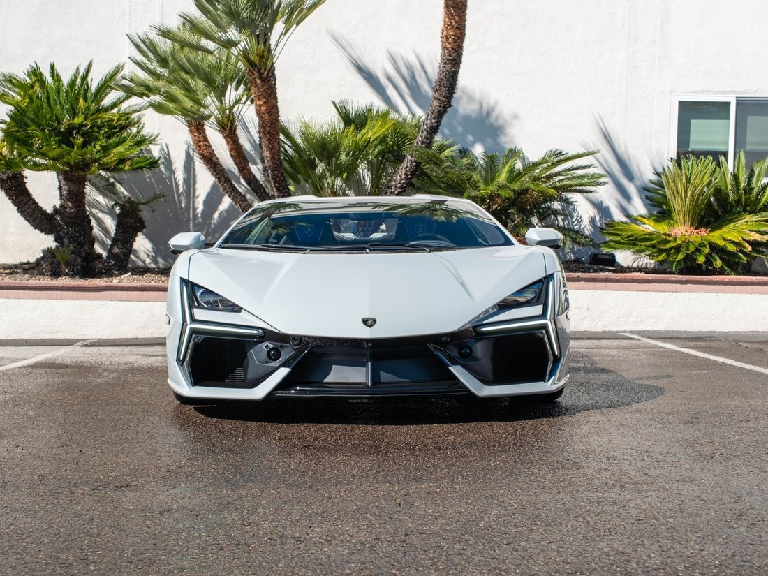 Coupe in La Jolla, CA, United States 5 - 17394493