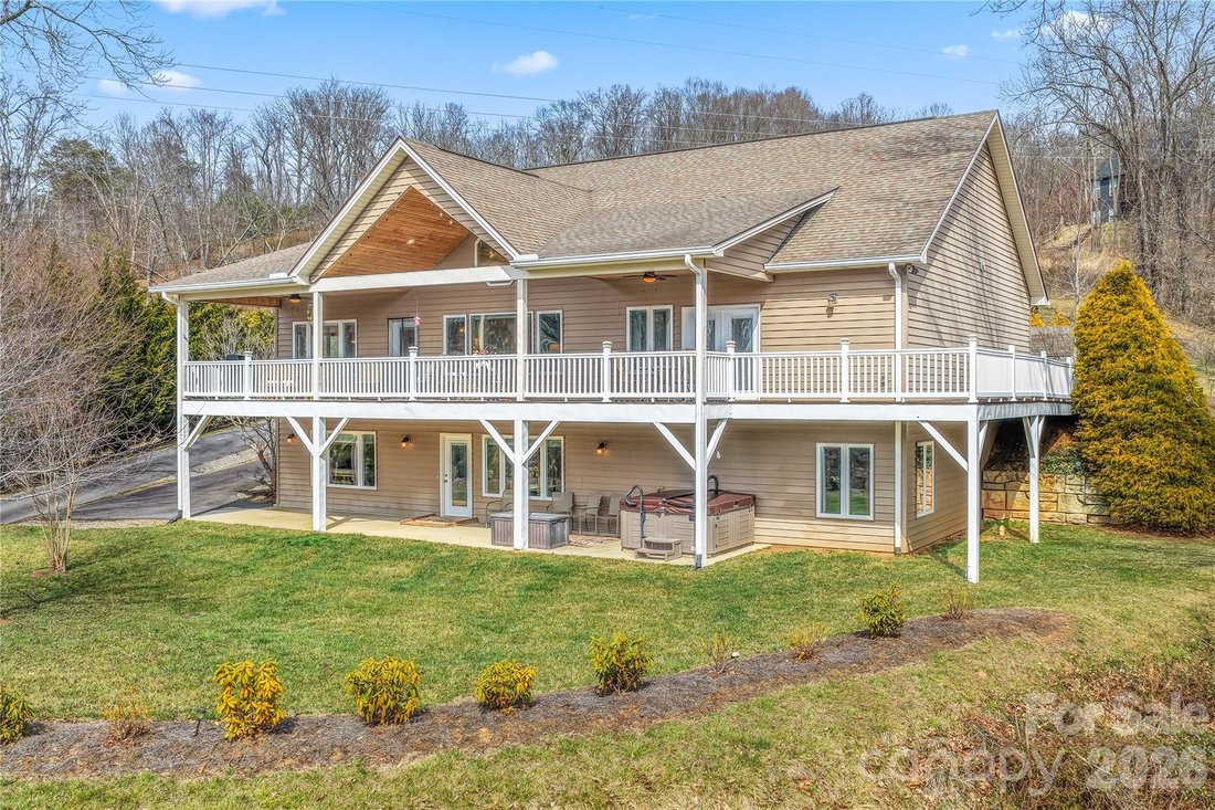 House in Waynesville, North Carolina, United States 3 - 16127292