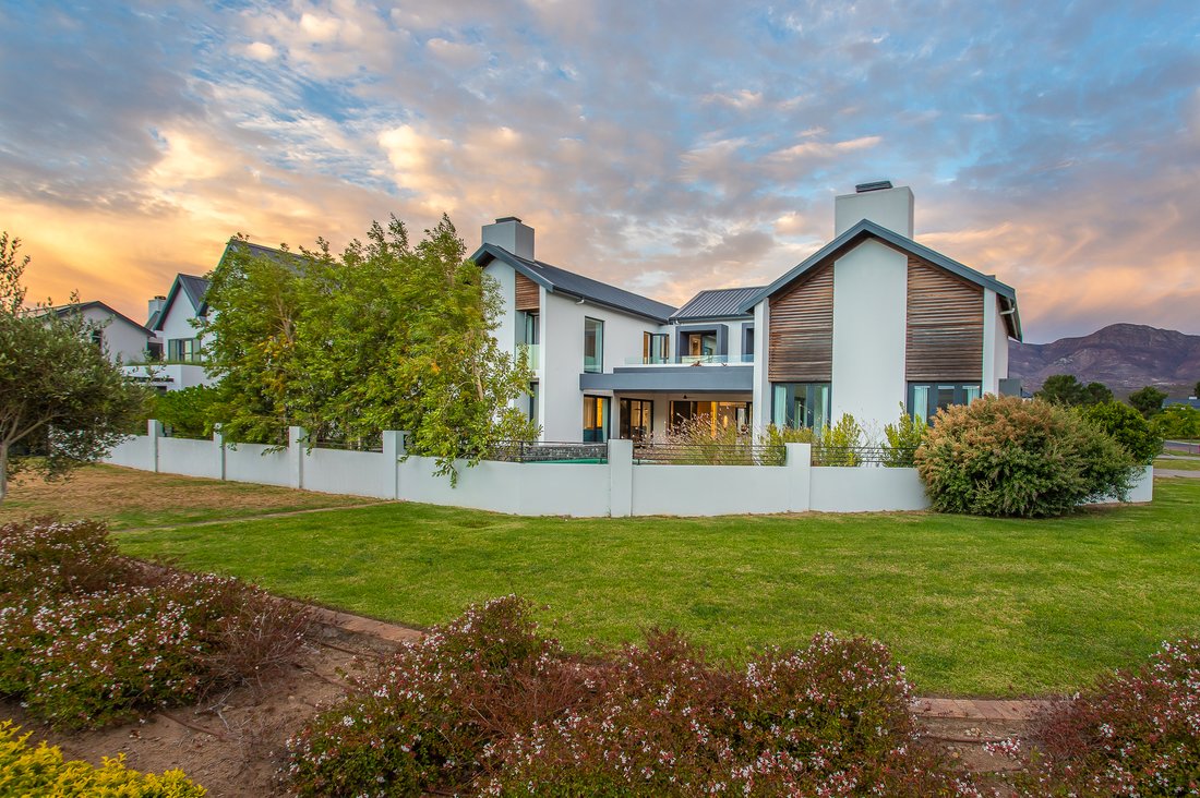 House in Paarl, Groenvlei, Western Cape 1 - 17394236
