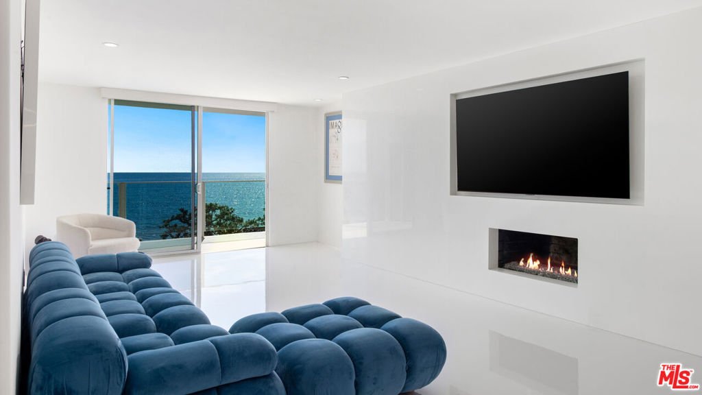 Condo in Malibu, California, United States 4 - 17390382