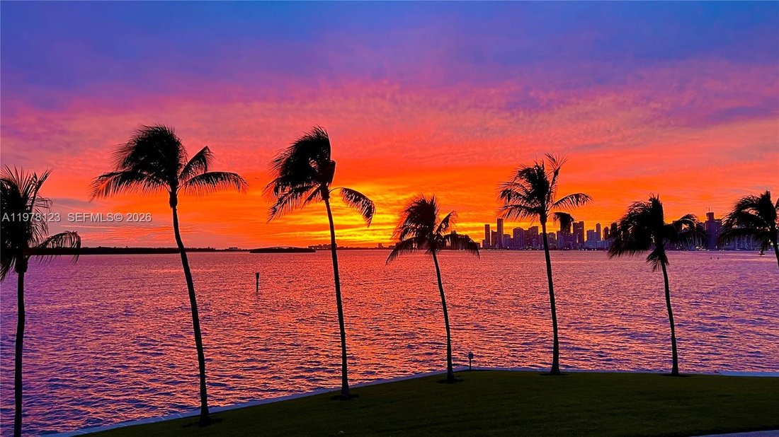 Condo in Miami Beach, Florida, United States 1 - 17390299