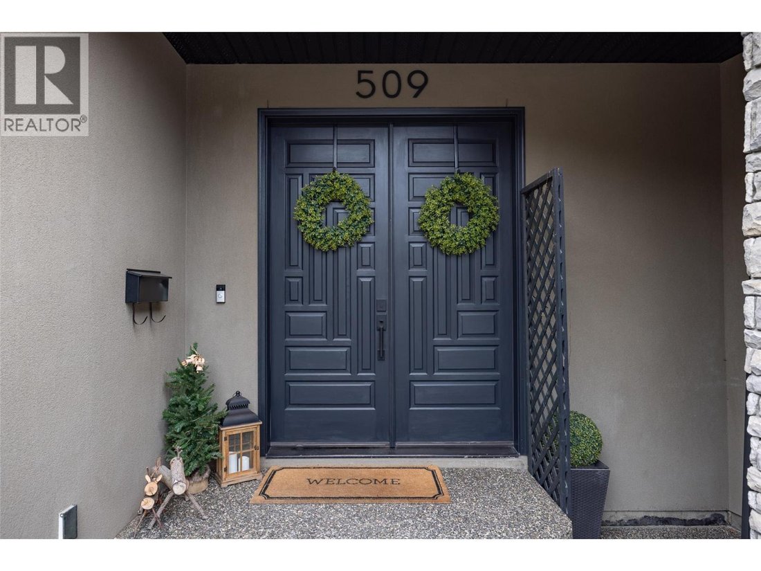 House in Kelowna, British Columbia, Canada 4 - 17242072