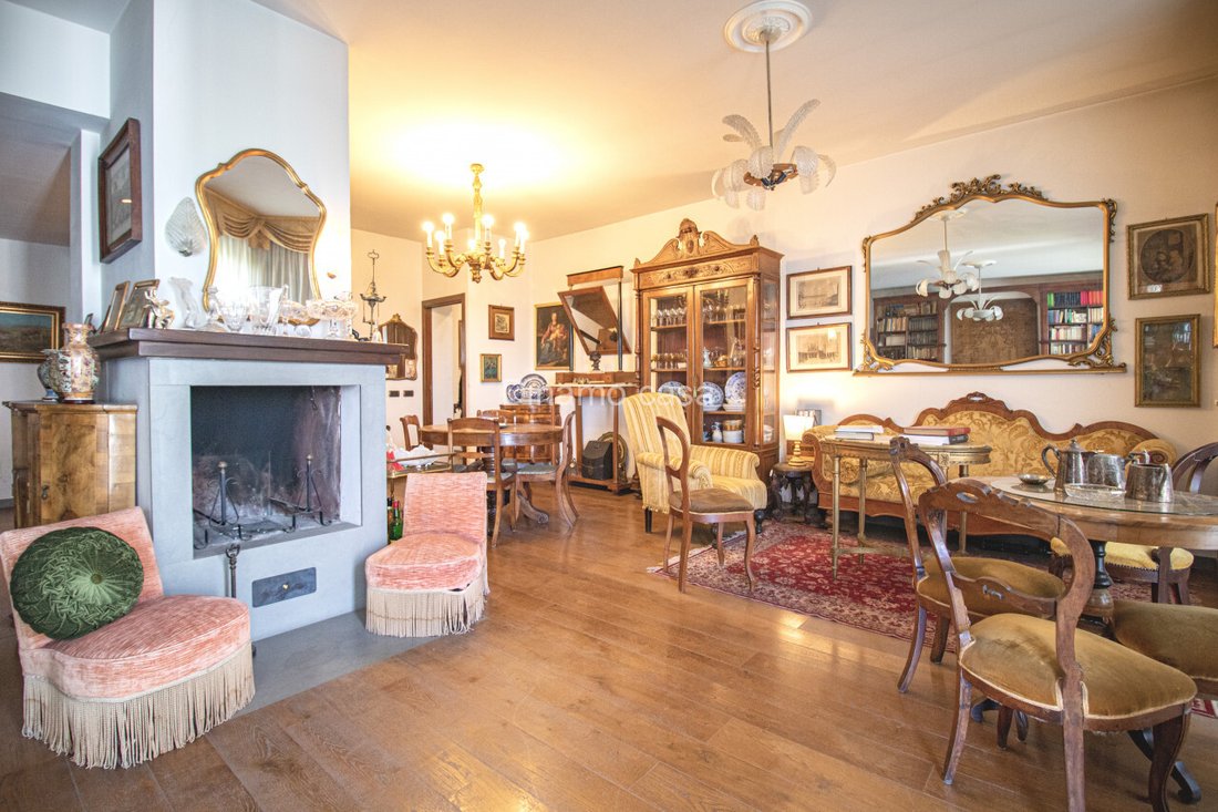 Apartment in Zarini - Repubblica, Prato, Tuscany 1 - 17392378