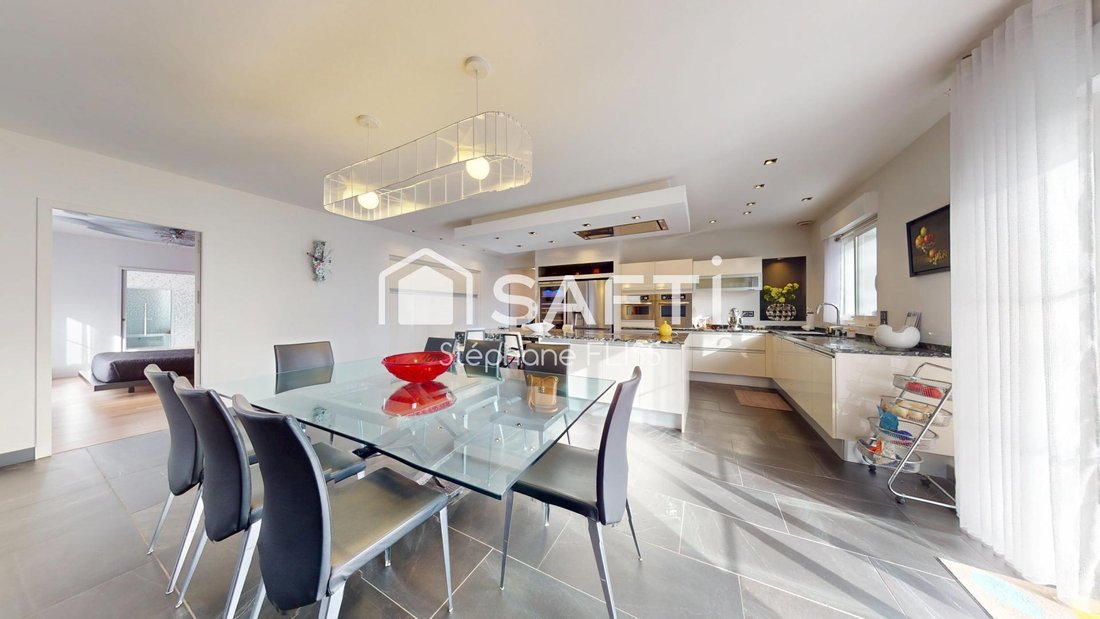 House in Zone Industrielle, Blanquefort, France 1 - 17365997