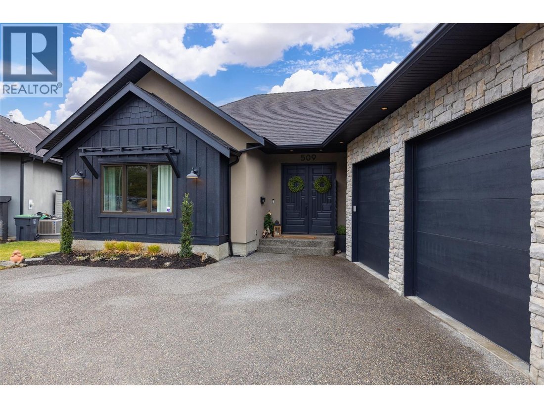 House in Kelowna, British Columbia, Canada 3 - 17242072