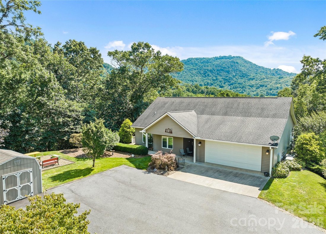 House in Waynesville, North Carolina, United States 5 - 16127292