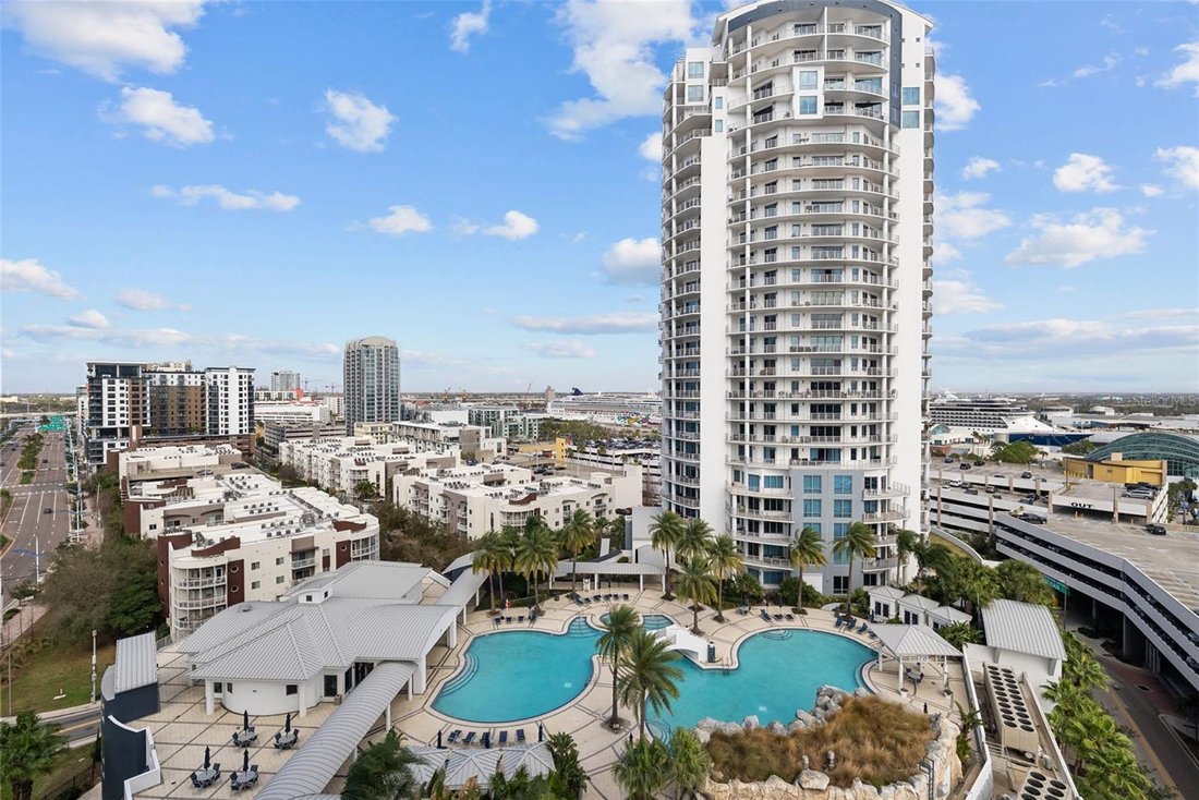 Condo in Tampa, Florida, United States 1 - 17391246