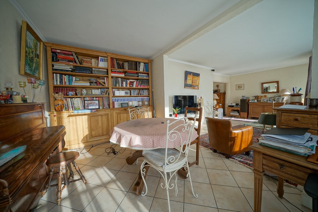 Apartment in Bailly, Ile-de-France, France 4 - 17391208
