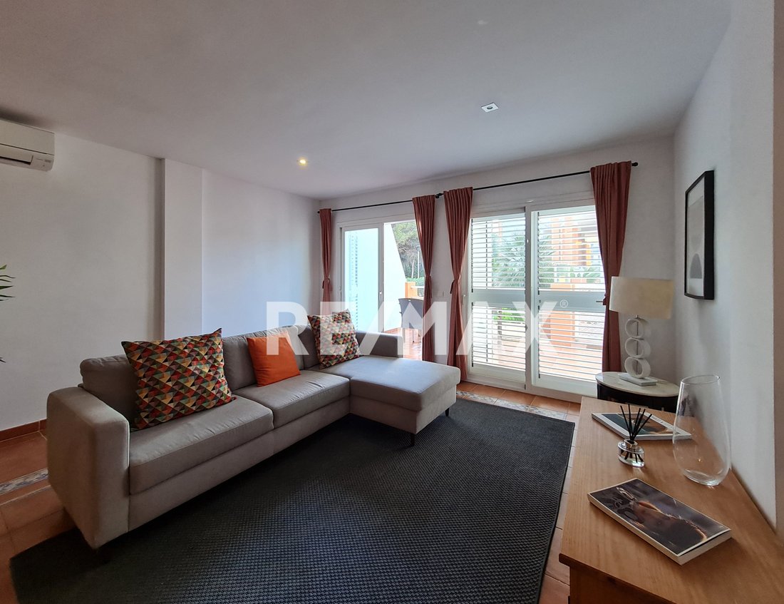 Apartment in Cala Llenya, Santa Eularia des Riu, Balearic Islands 2 - 17393639