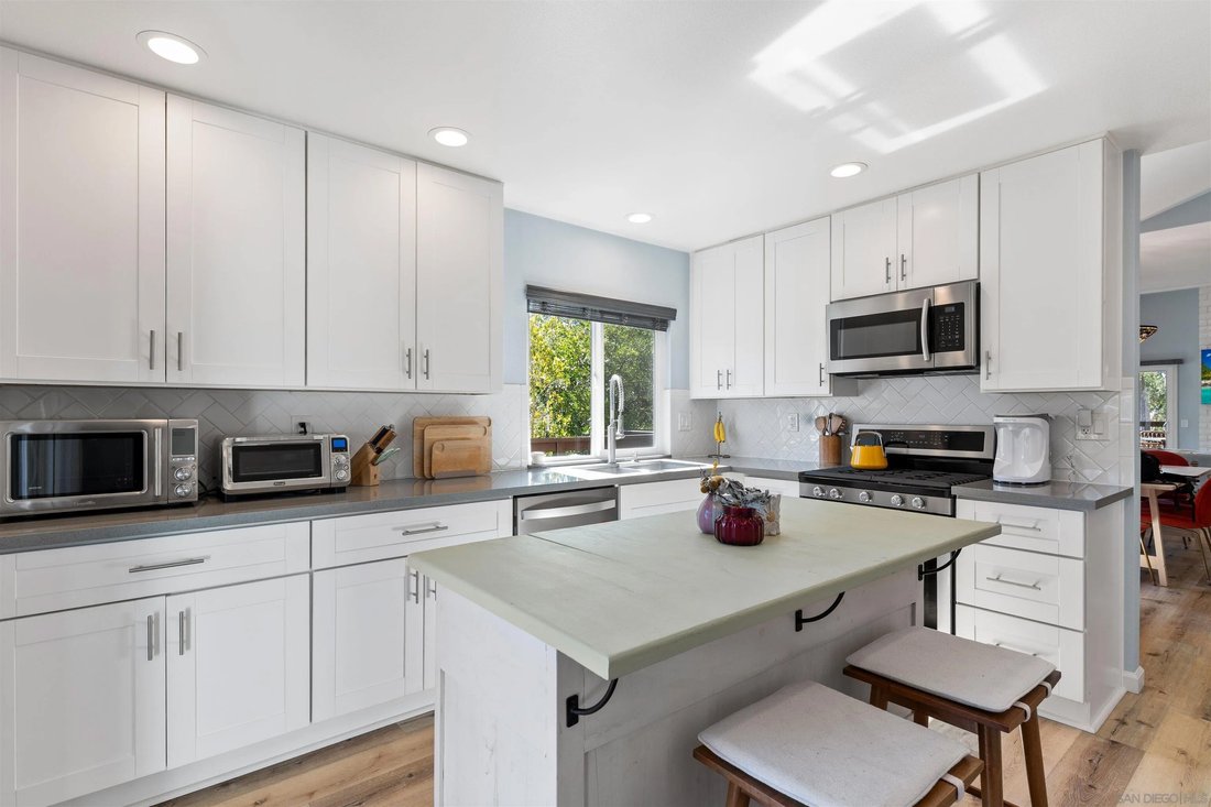 Condo in Carlsbad, California, United States 3 - 17390673