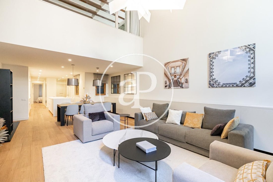Apartment in Eixample, Barcelona, Spain 5 - 17394432