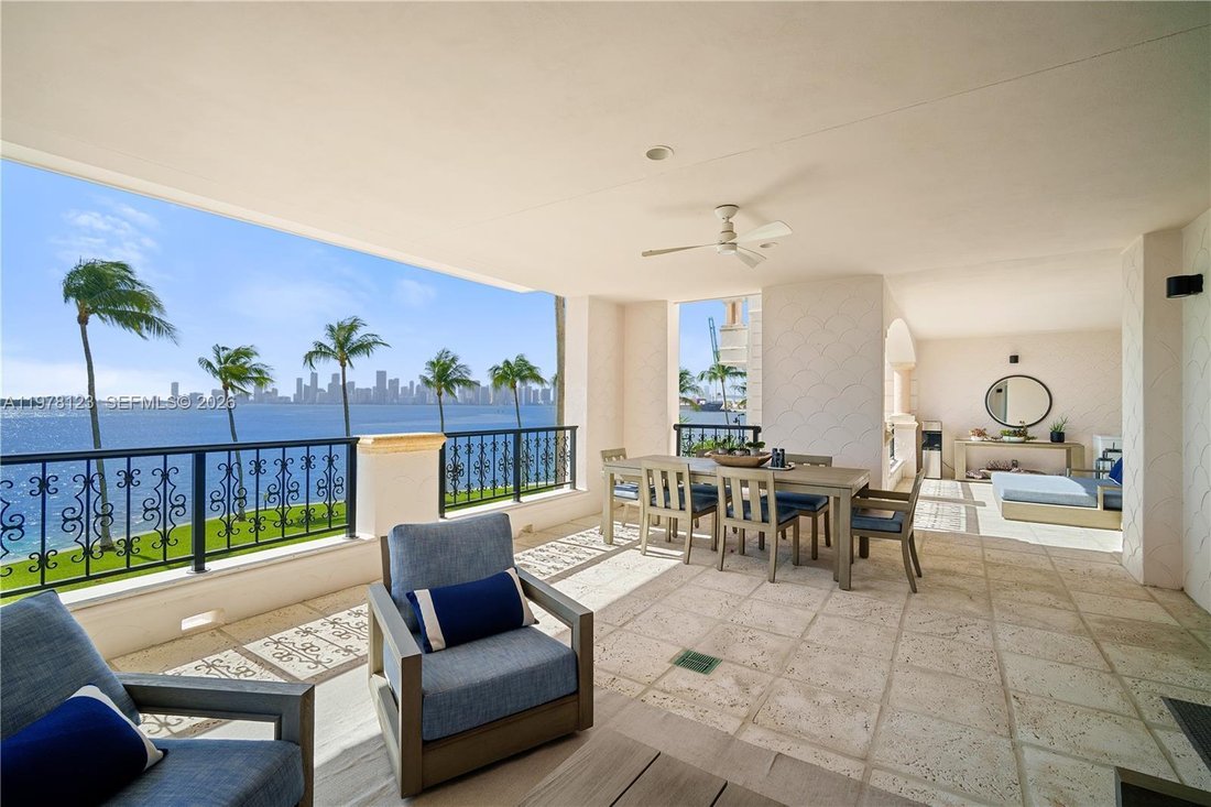 Condo in Miami Beach, Florida, United States 5 - 17390299
