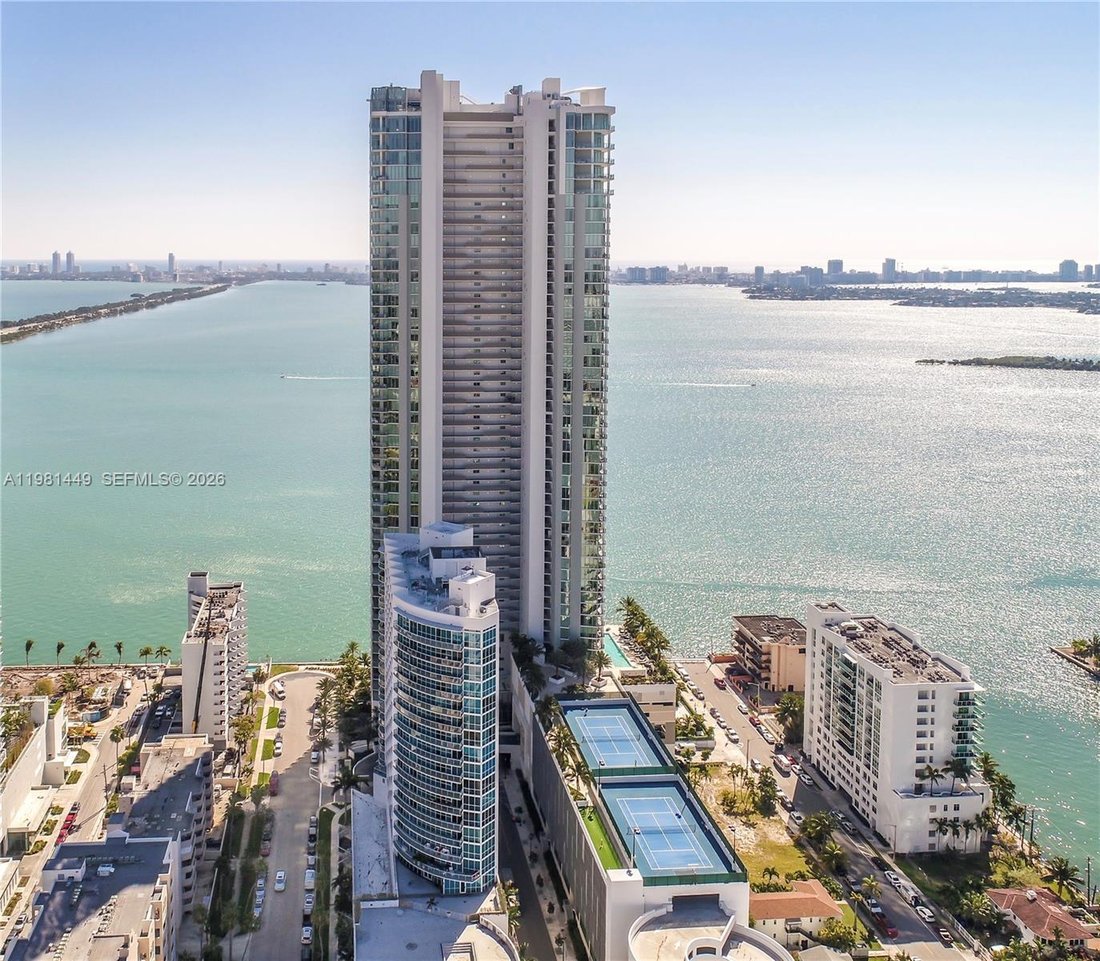 Condo in Miami, Florida, United States 5 - 17393282