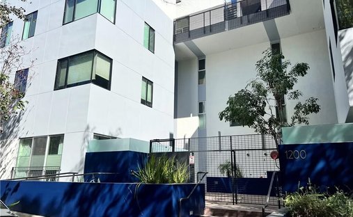 Condo in Los Angeles, California, United States 1