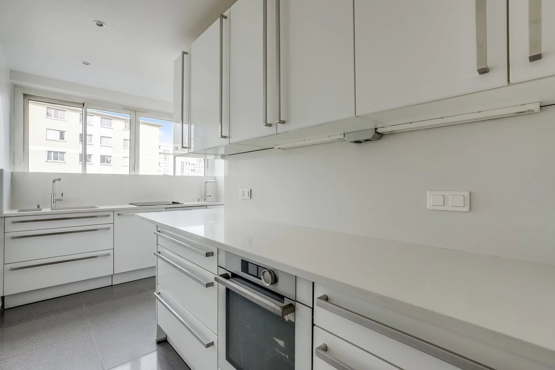 Apartment in Clichy-Batignolles, Paris 17e Arrondissement, Paris 5 - 17394525