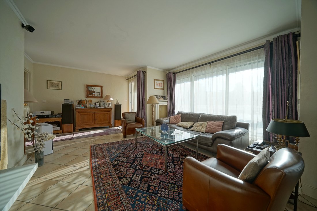 Apartment in Bailly, Ile-de-France, France 2 - 17391208