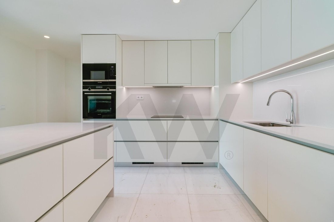 Apartment in Avenidas Novas, Lisbon, Portugal 5 - 17394598