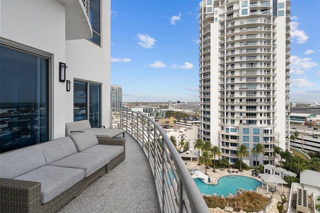 Condo in Tampa, Florida, United States 2 - 17391246