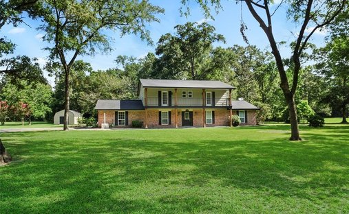 House in Conroe, Texas, United States 1