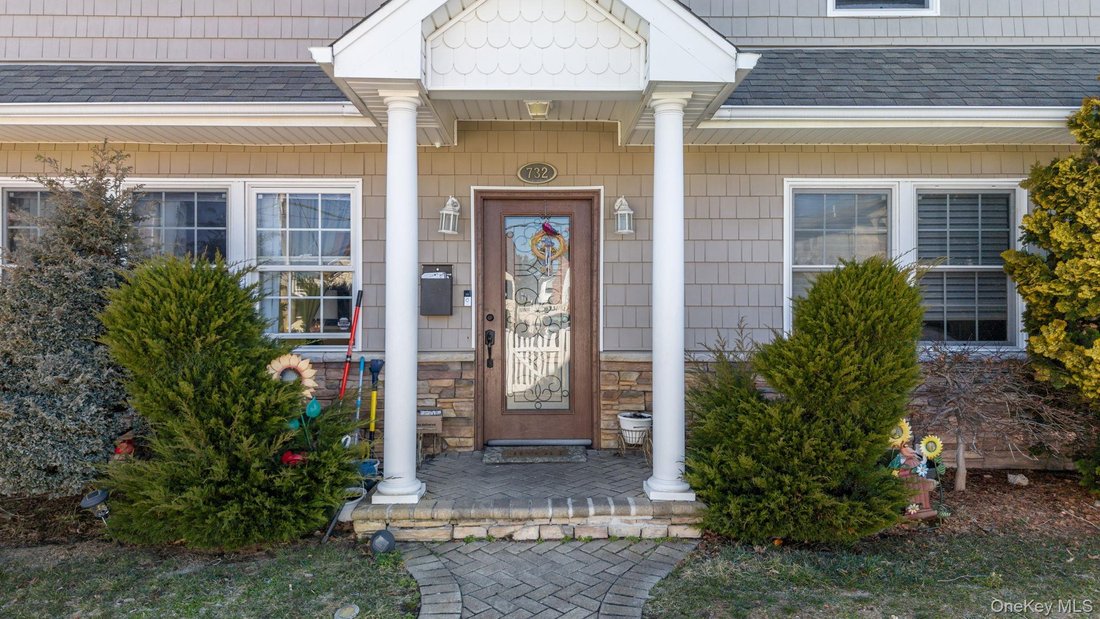 House in Bellmore, New York, United States 3 - 17390981