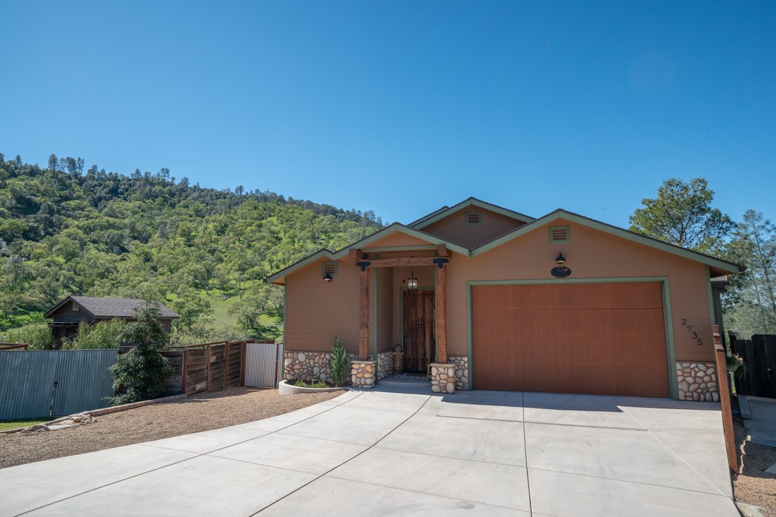Paso Robles, California, United States 4 - 17394833